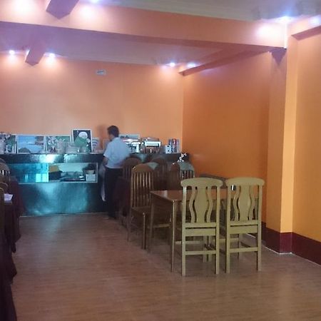 Silver Moon Hotel ย่างกุ้ง ภายนอก รูปภาพ